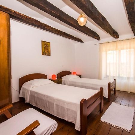 Holiday Home Trostova Kuca Pazin Luaran gambar